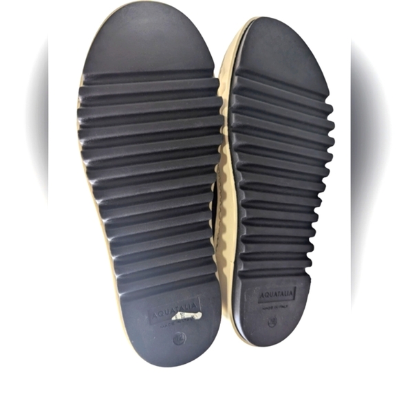 Aquatalia Women's Amalia Weatherproof Boot . - Picture 9 of 10